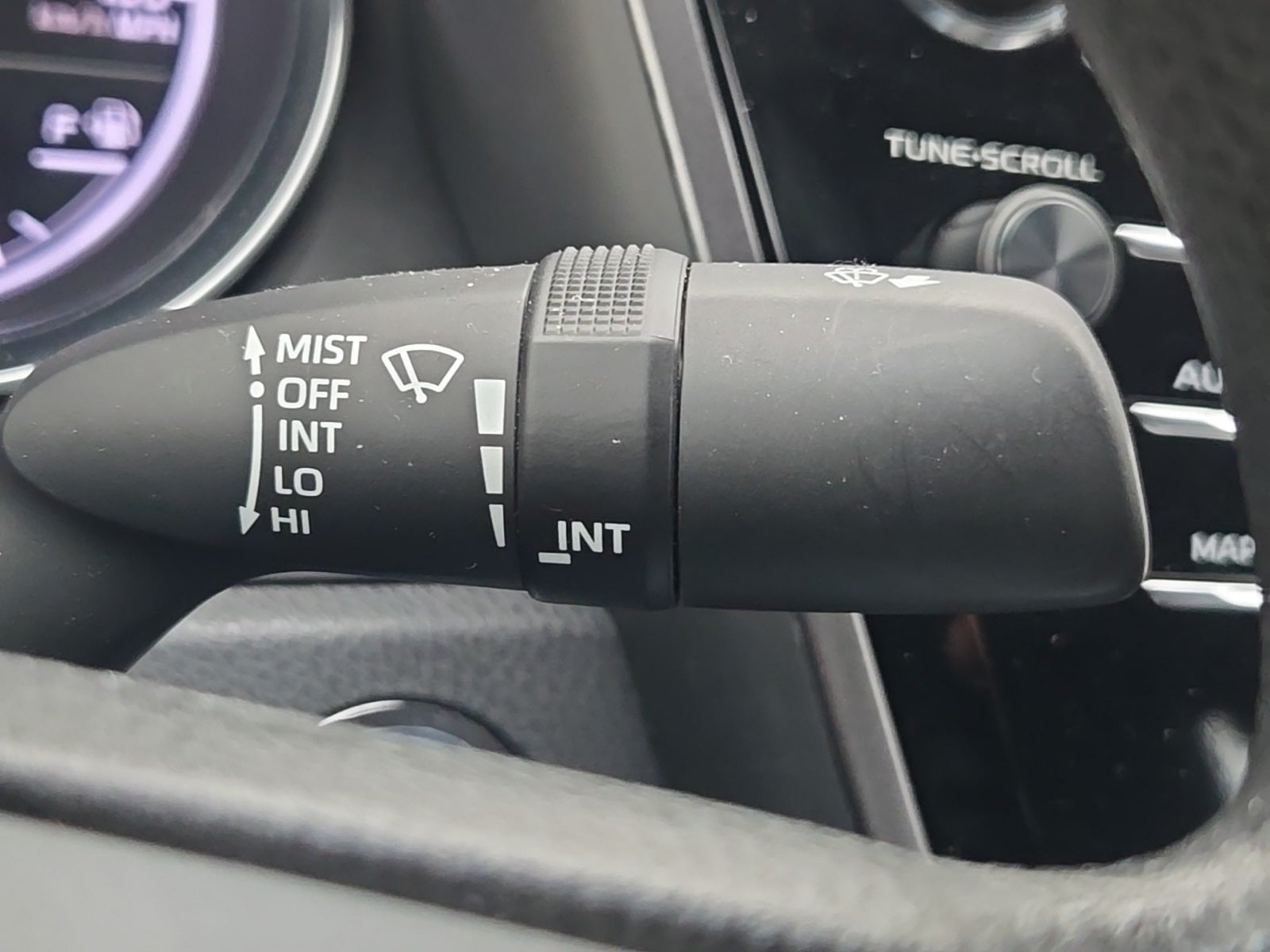 2019 Toyota Camry Hybrid LE