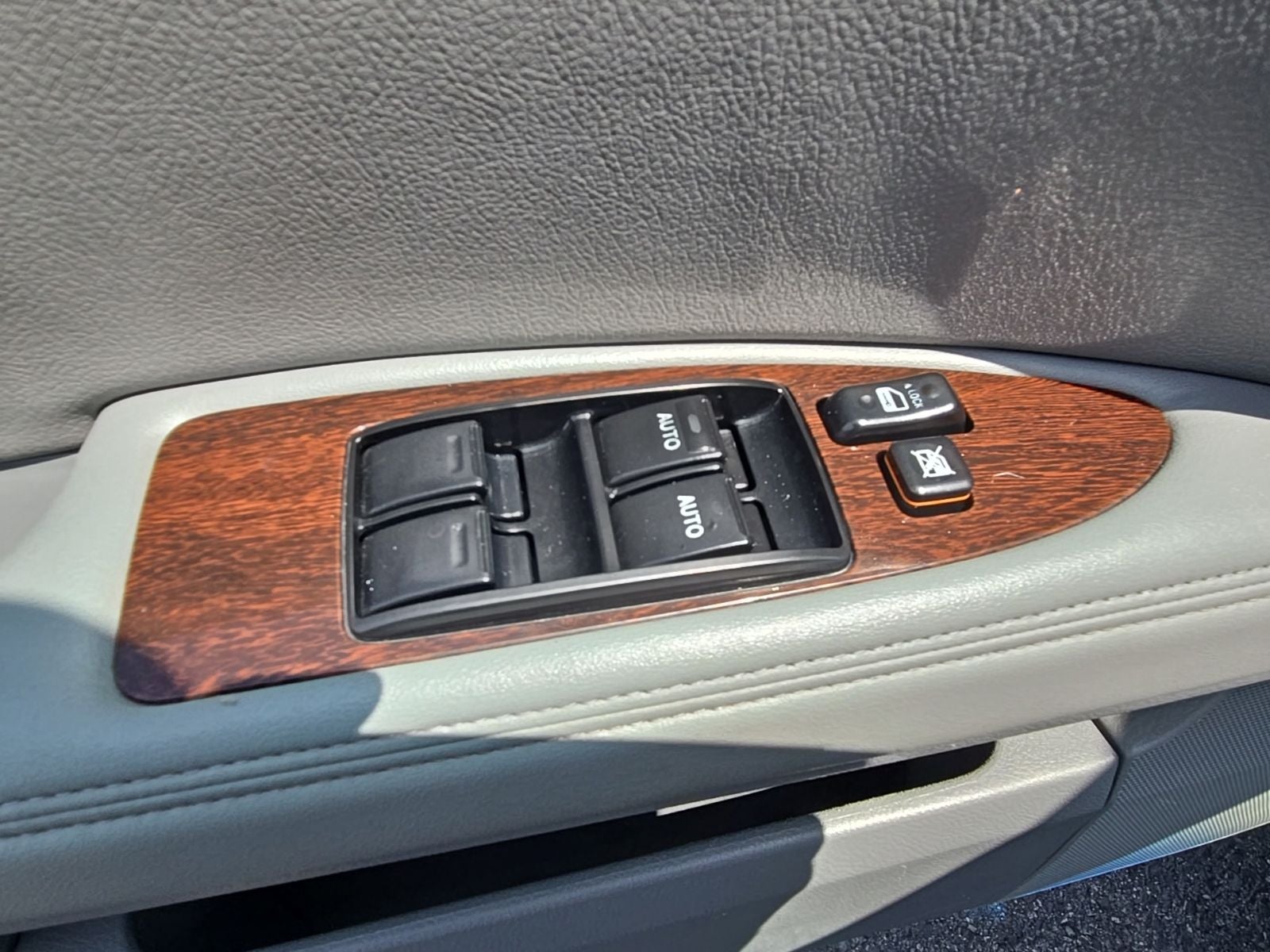 2008 Toyota Avalon XLS