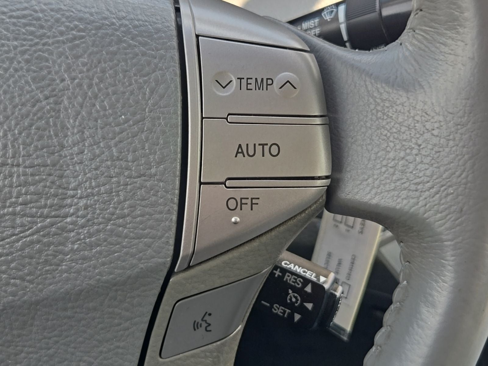 2008 Toyota Avalon XLS