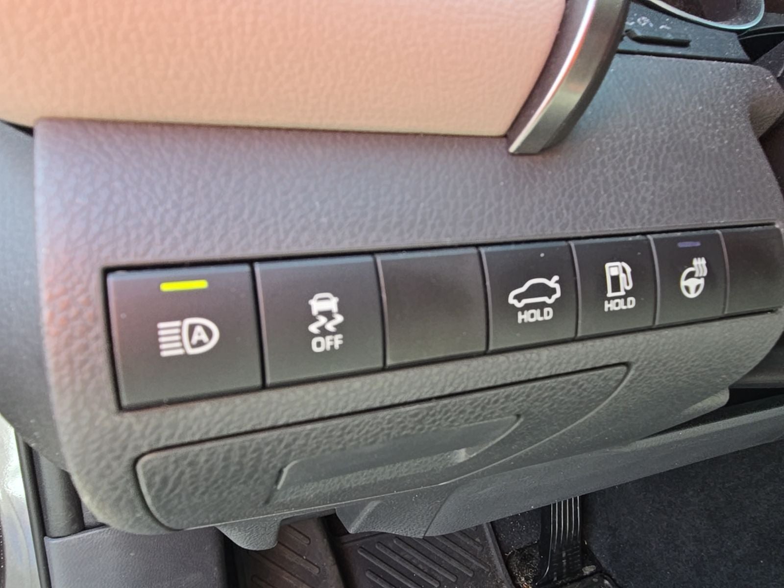 2024 Toyota Camry Hybrid XLE