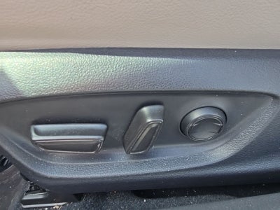 2024 Toyota Camry Hybrid XLE