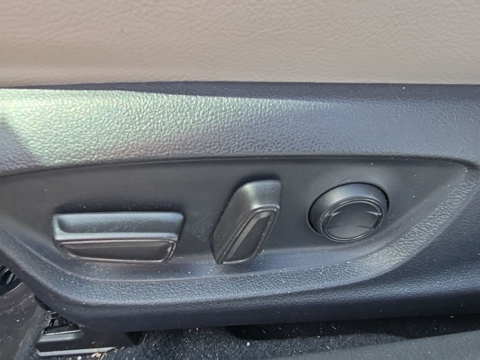 2024 Toyota Camry Hybrid XLE