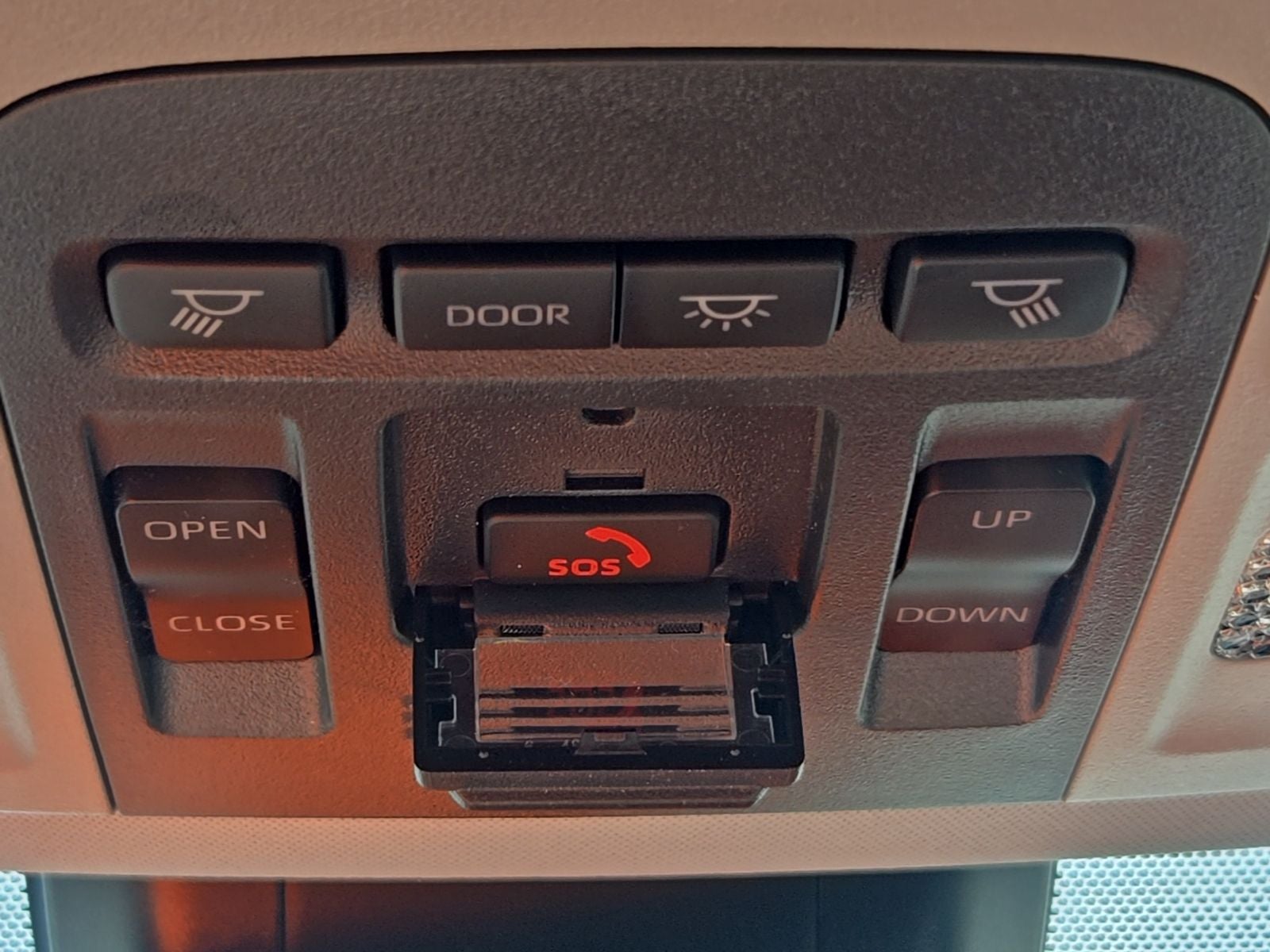 2024 Toyota Camry Hybrid XLE