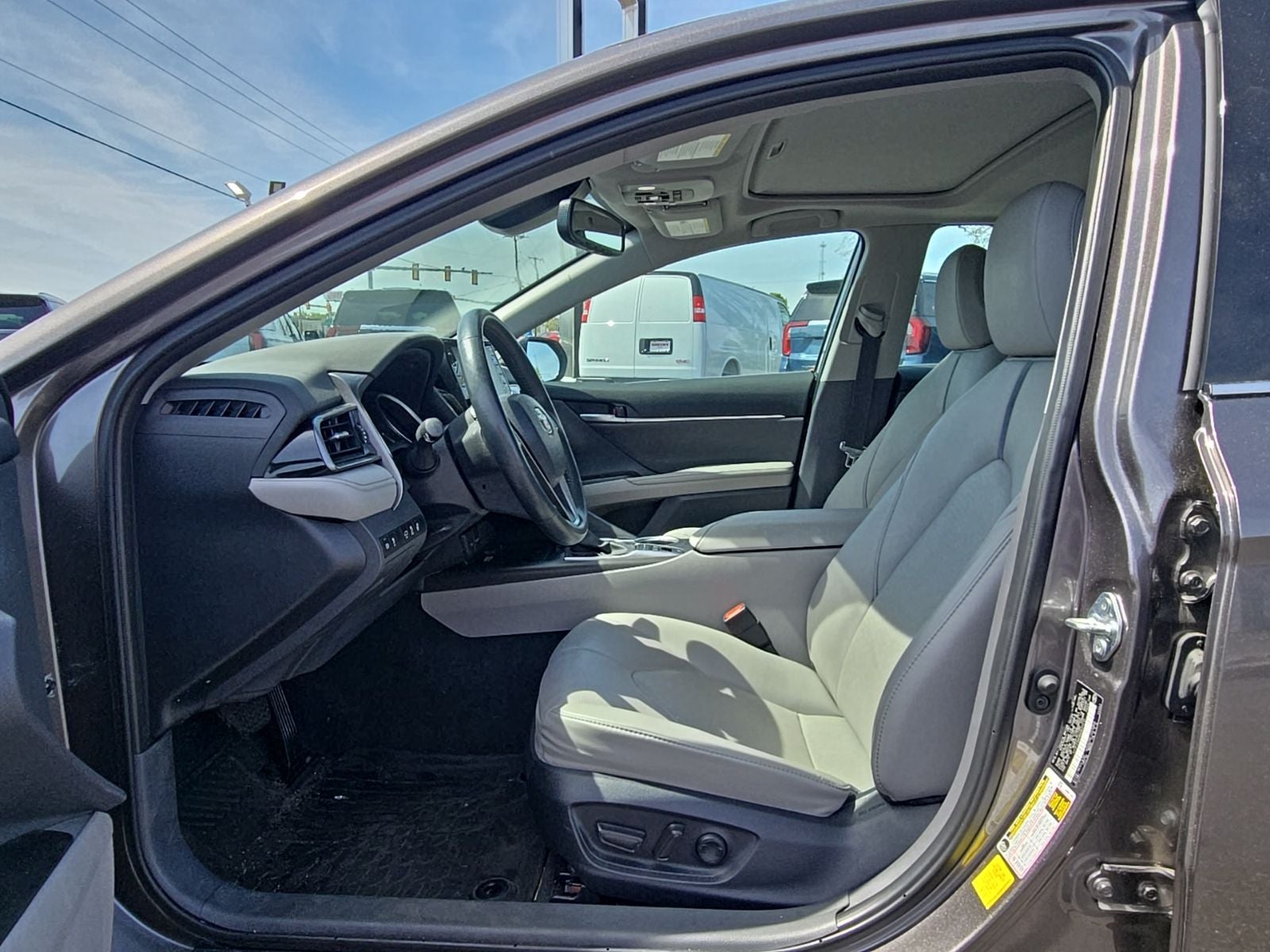 2024 Toyota Camry Hybrid XLE