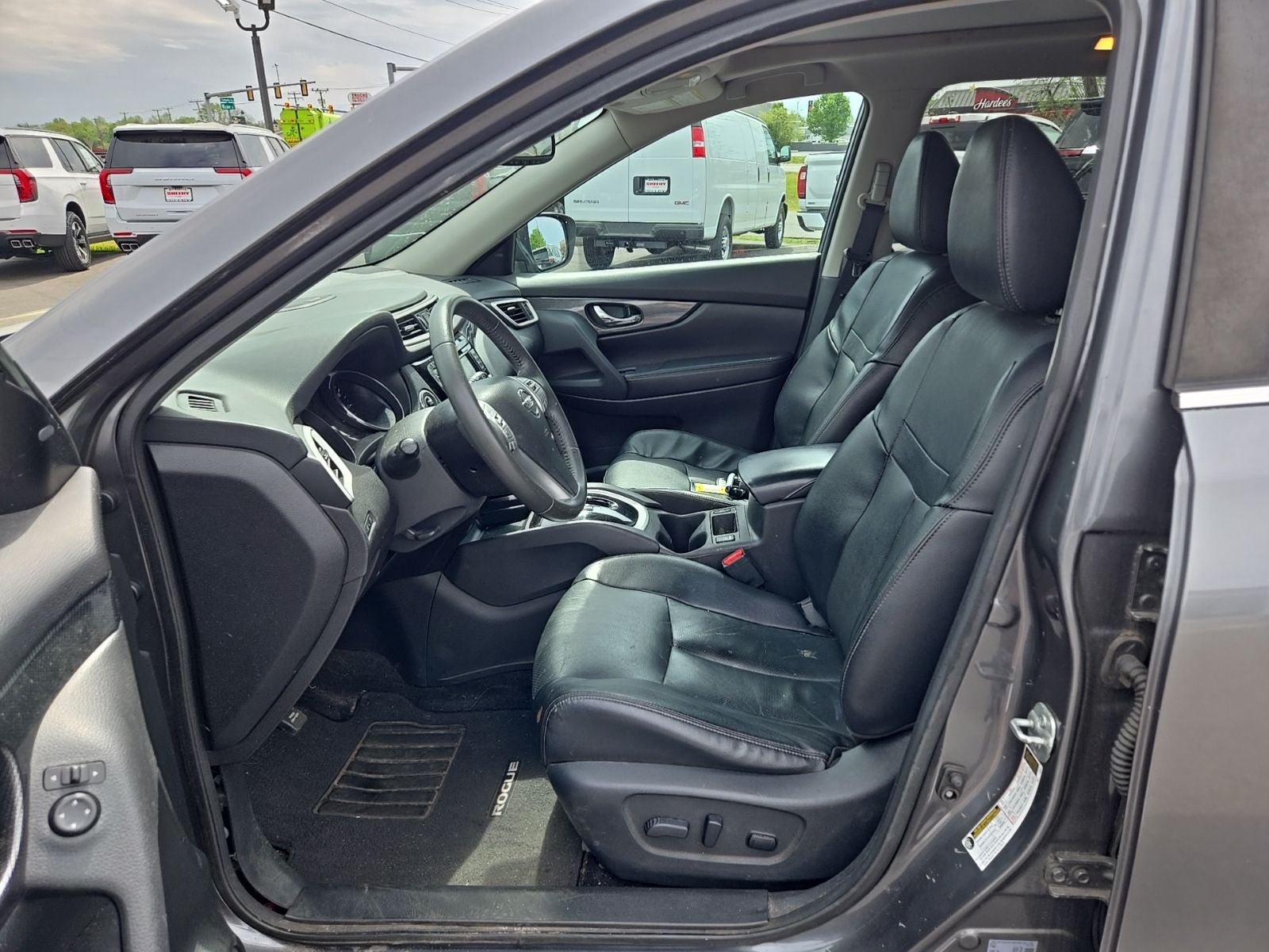 2016 Nissan Rogue SL