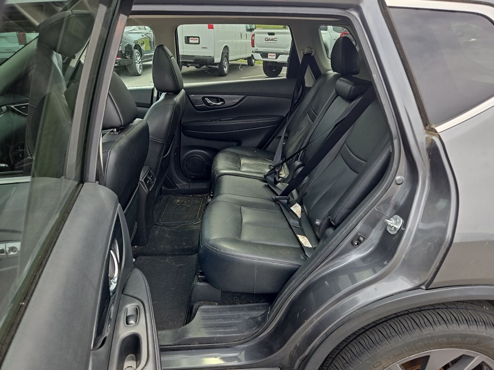 2016 Nissan Rogue SL