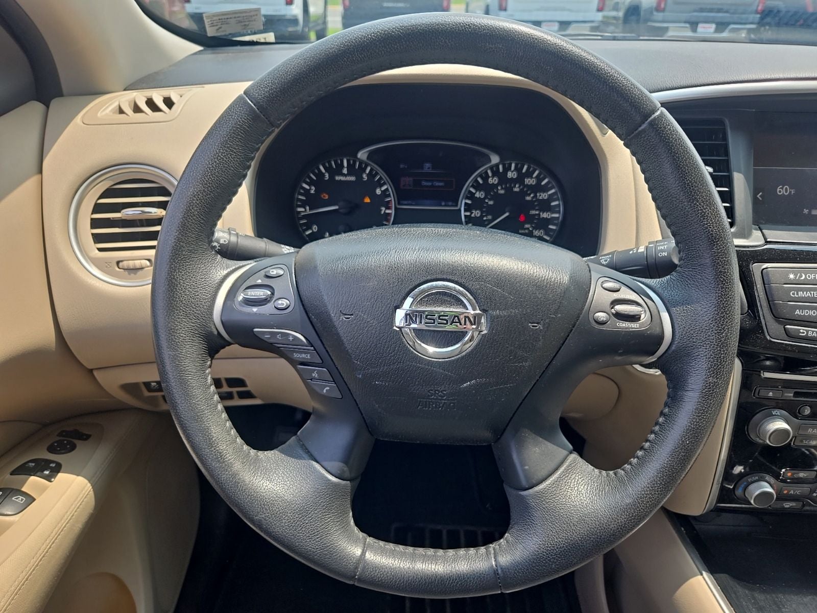 2017 Nissan Pathfinder SV