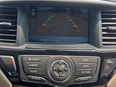 2017 Nissan Pathfinder SV