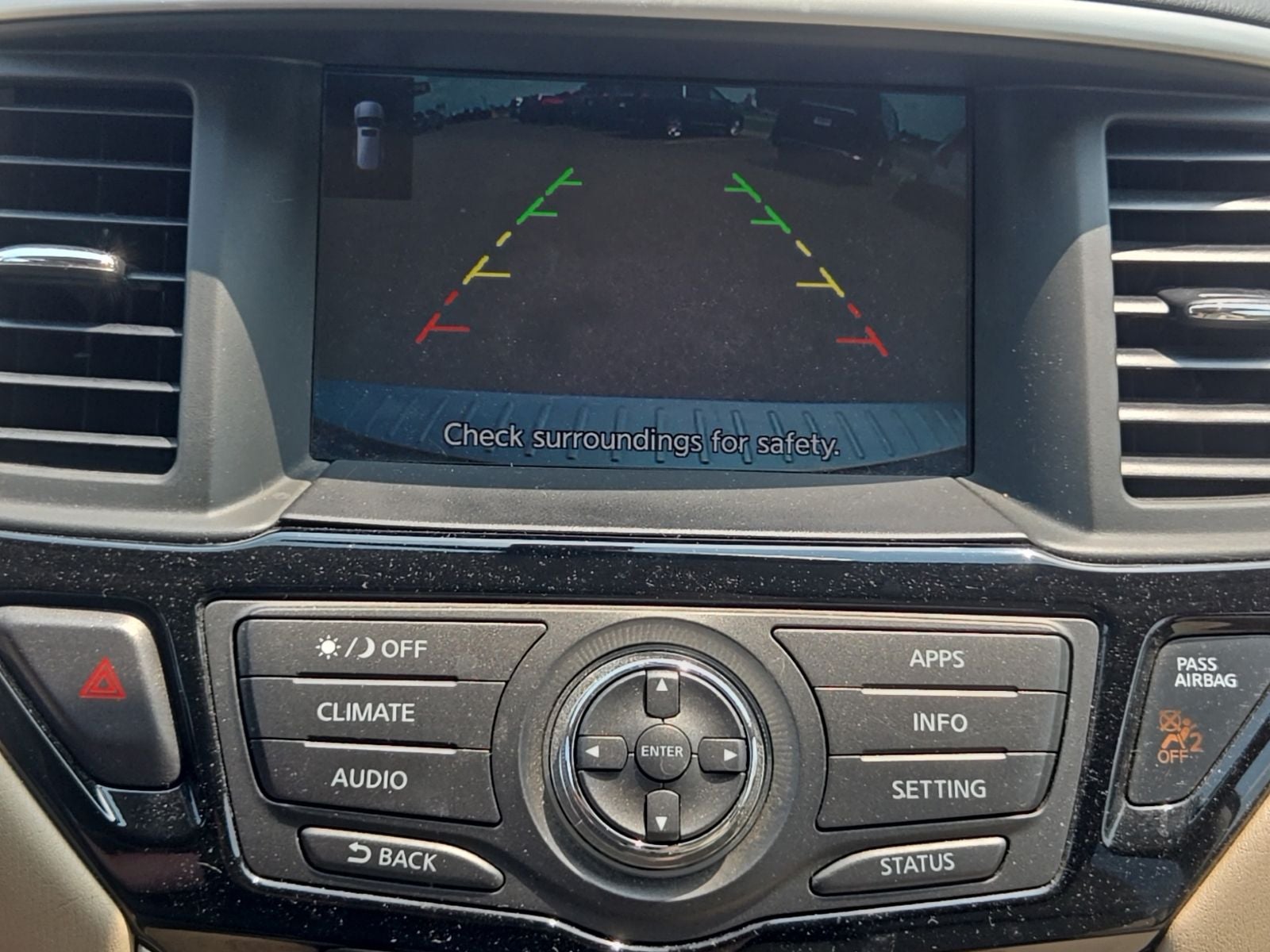 2017 Nissan Pathfinder SV