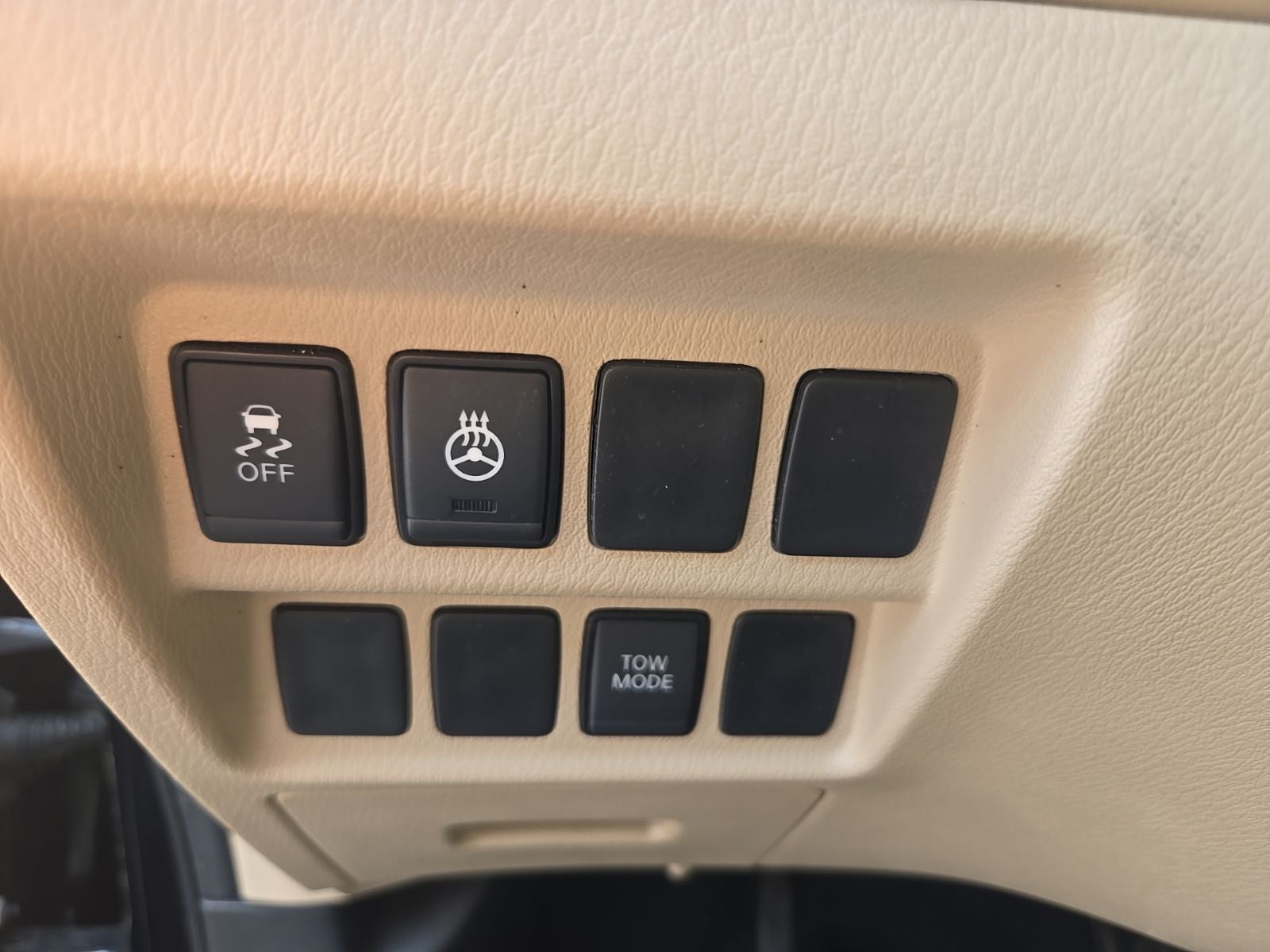 2017 Nissan Pathfinder SV