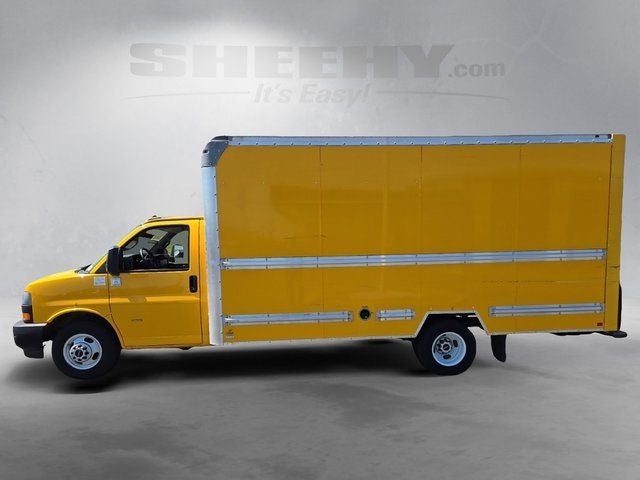 2021 GMC Savana 3500 Work Van