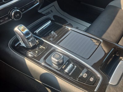 2019 Volvo S60 Hybrid T8 R-Design