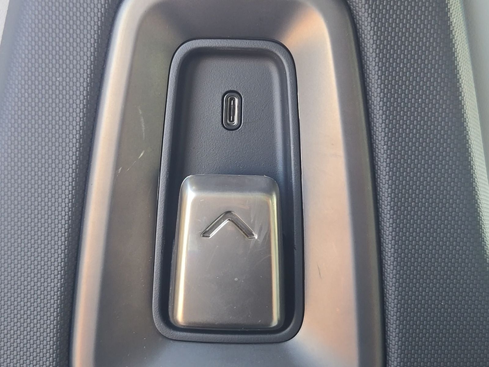 2023 Rivian R1S Adventure Quad Motor Large Pack
