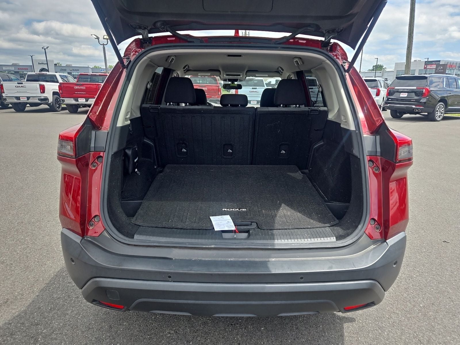 2021 Nissan Rogue S