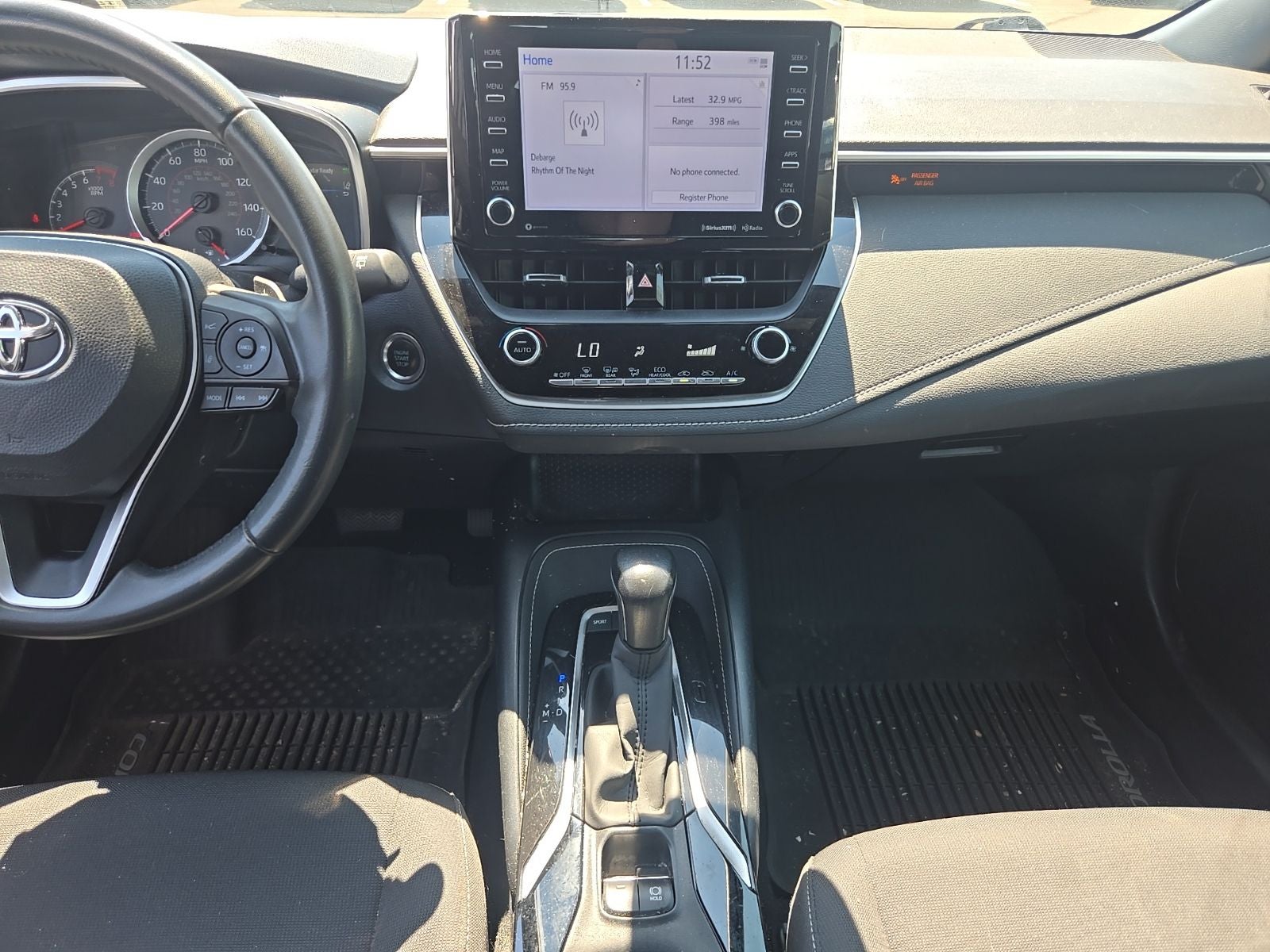 2022 Toyota Corolla Hatchback SE