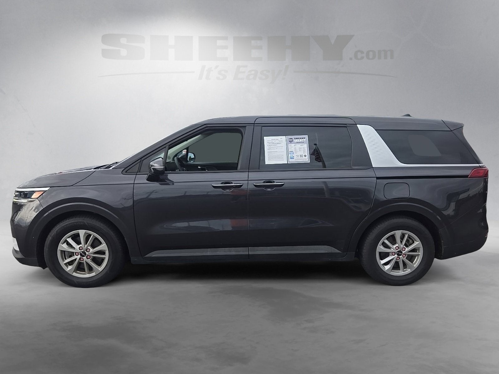 2023 Kia Carnival LX Seat Package