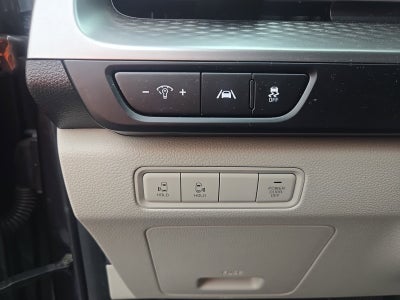2023 Kia Carnival LX Seat Package