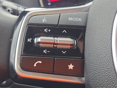 2023 Kia Carnival LX Seat Package
