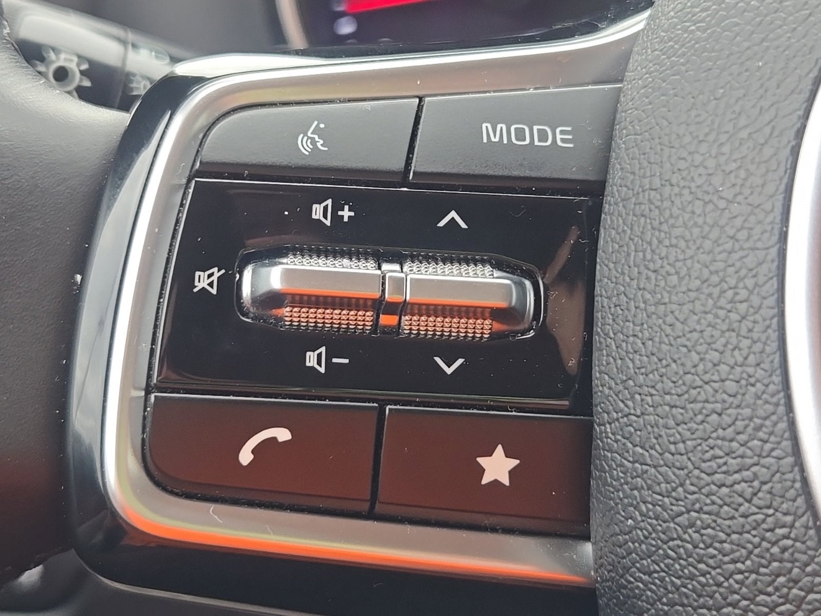 2023 Kia Carnival LX Seat Package