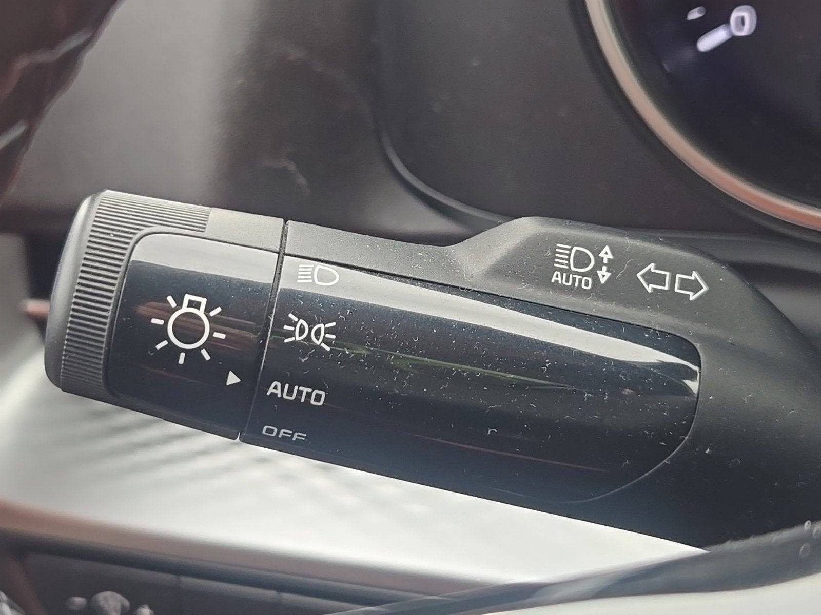 2023 Kia Carnival LX Seat Package