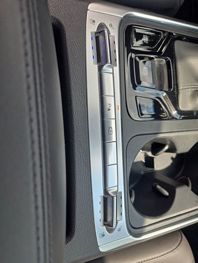 2025 Kia Carnival SX