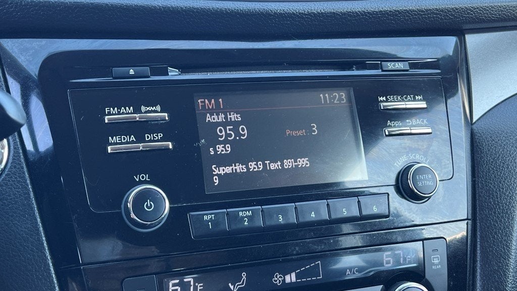 2015 Nissan Rogue SV