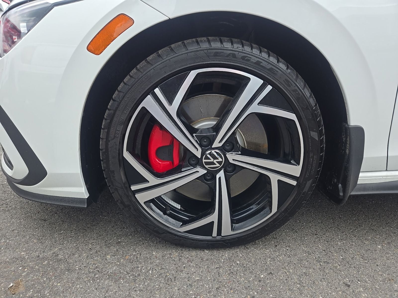 2024 Volkswagen Golf GTI 2.0T SE