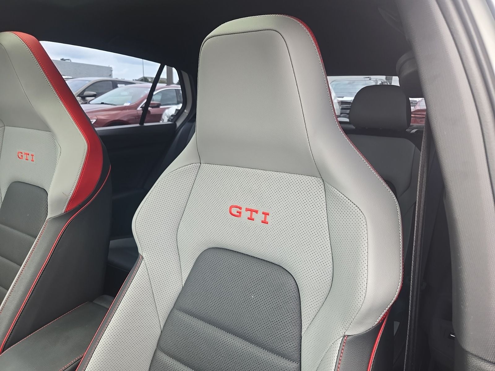 2024 Volkswagen Golf GTI 2.0T SE
