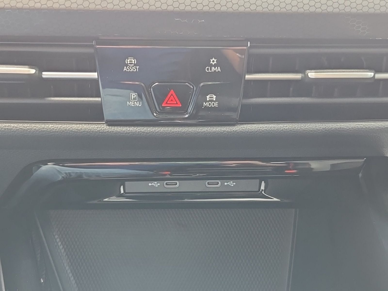 2024 Volkswagen Golf GTI 2.0T SE