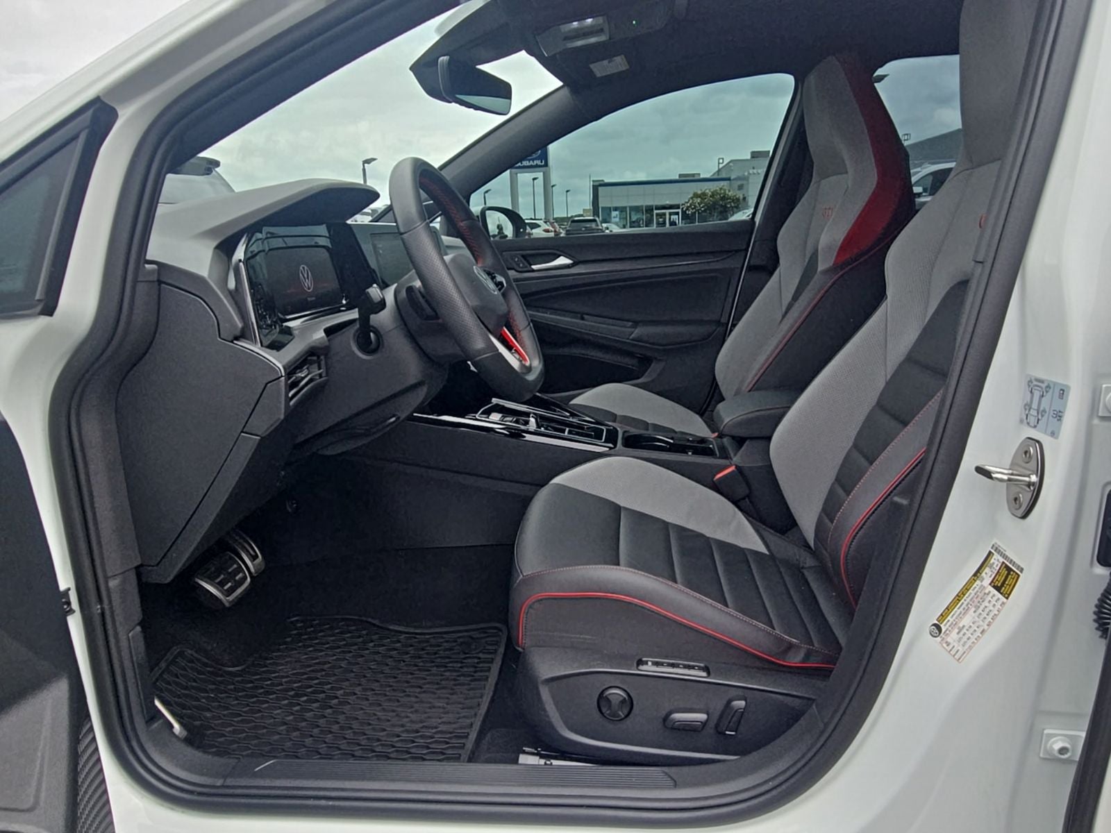 2024 Volkswagen Golf GTI 2.0T SE