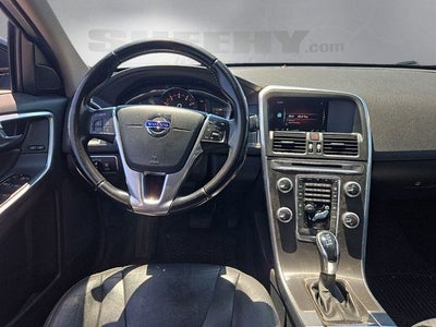 2016 Volvo XC60 T5 Premier