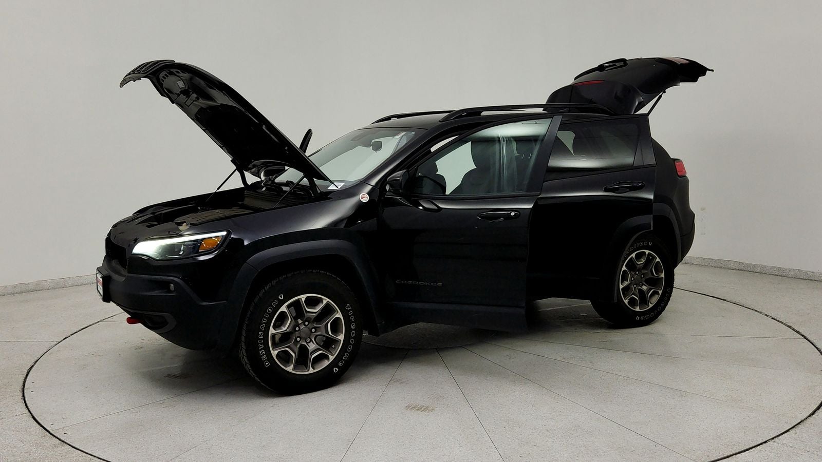 2022 Jeep Cherokee Trailhawk