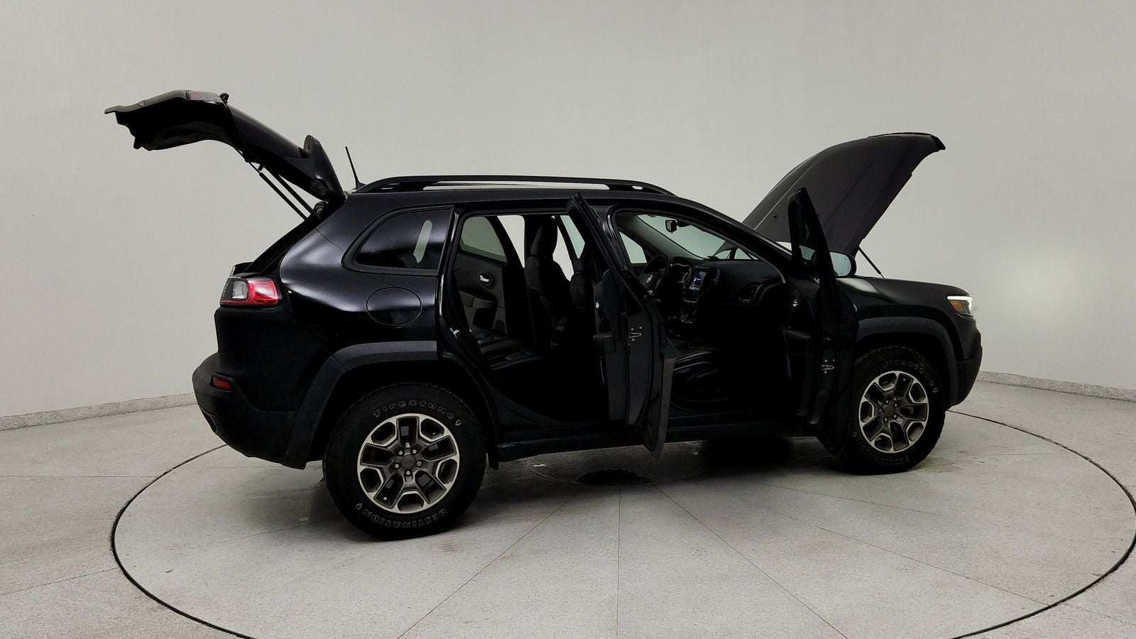 2022 Jeep Cherokee Trailhawk