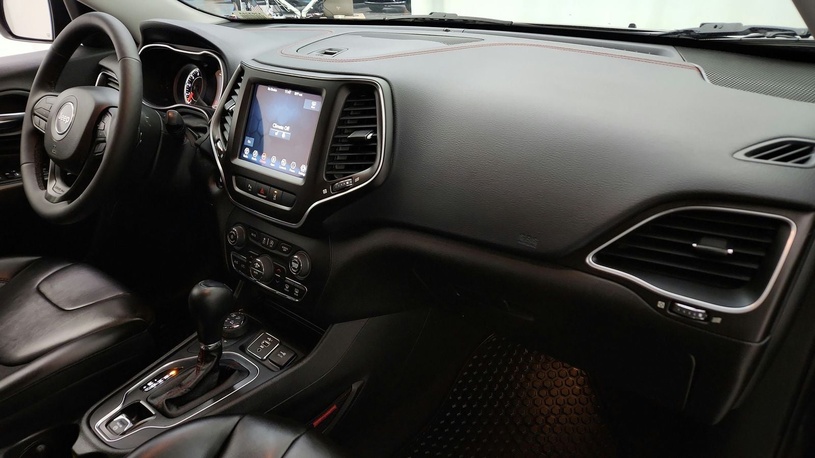 2022 Jeep Cherokee Trailhawk