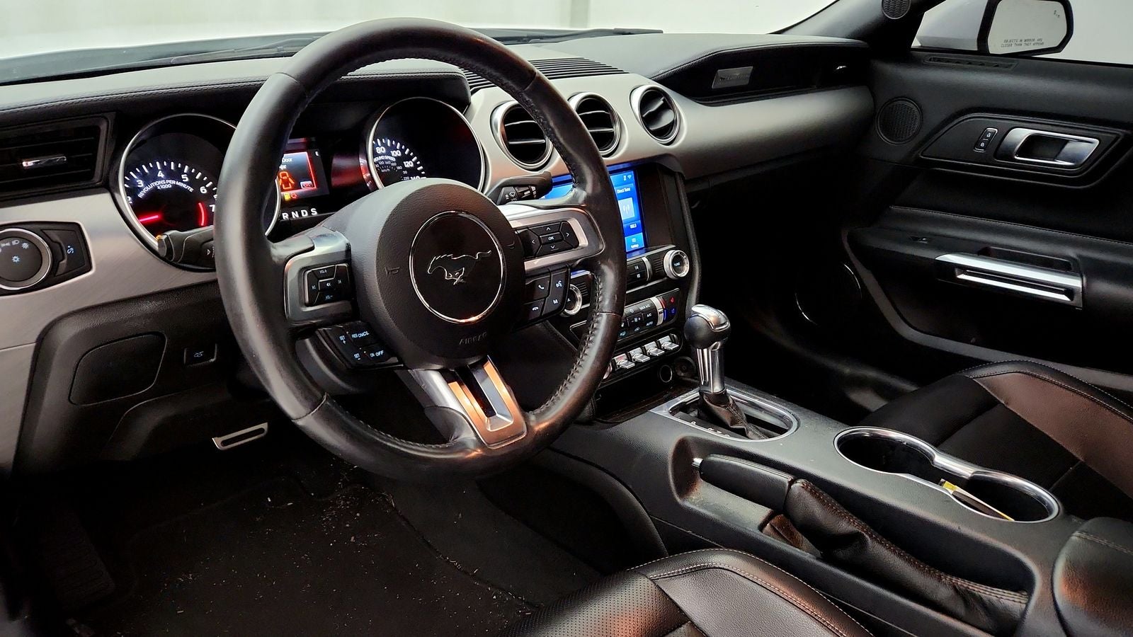 2022 Ford Mustang EcoBoost Premium