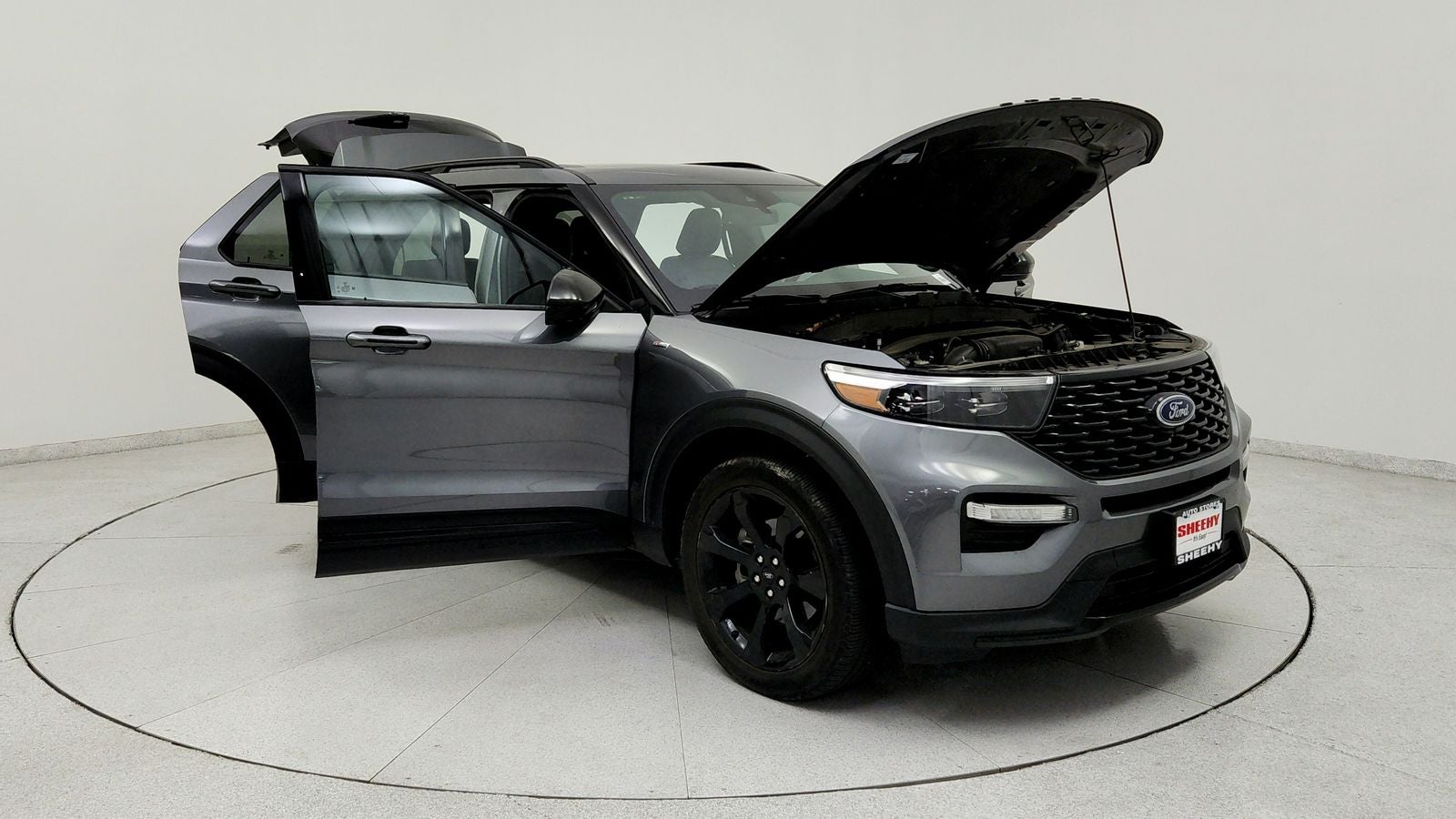 2023 Ford Explorer ST-Line