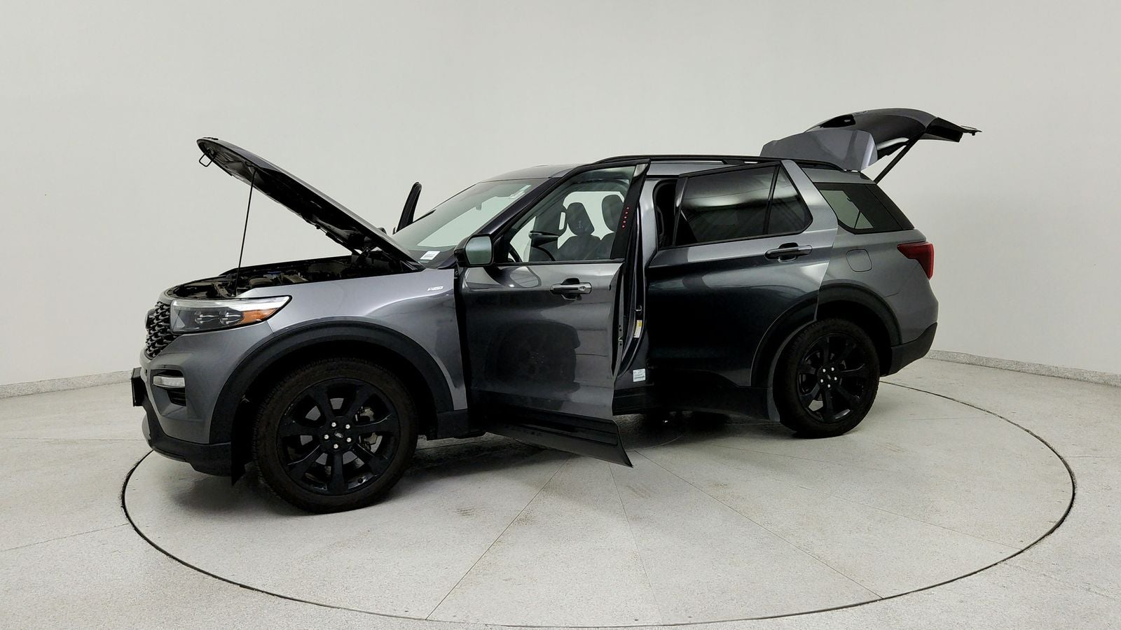 2023 Ford Explorer ST-Line