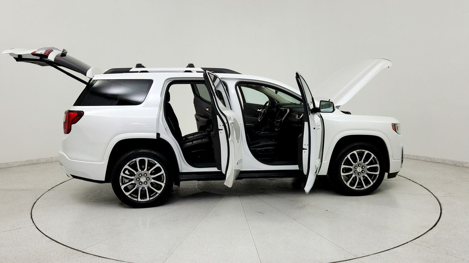 2022 GMC Acadia Denali