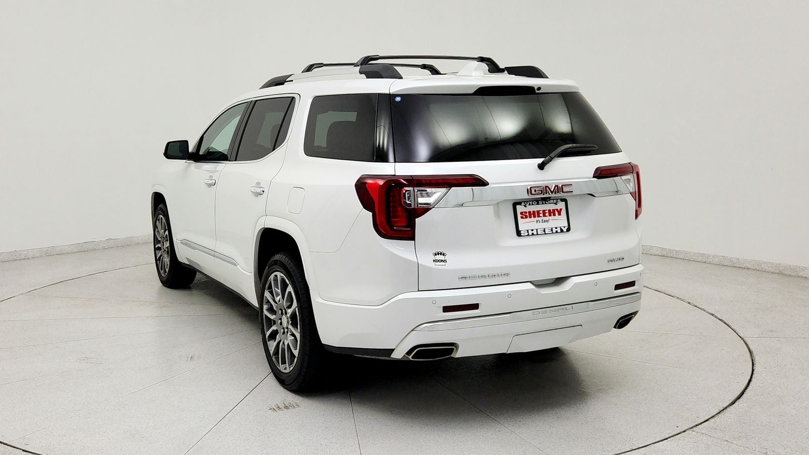 2022 GMC Acadia Denali