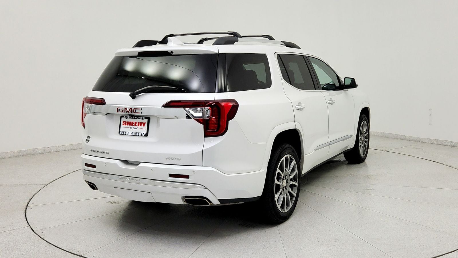 2022 GMC Acadia Denali