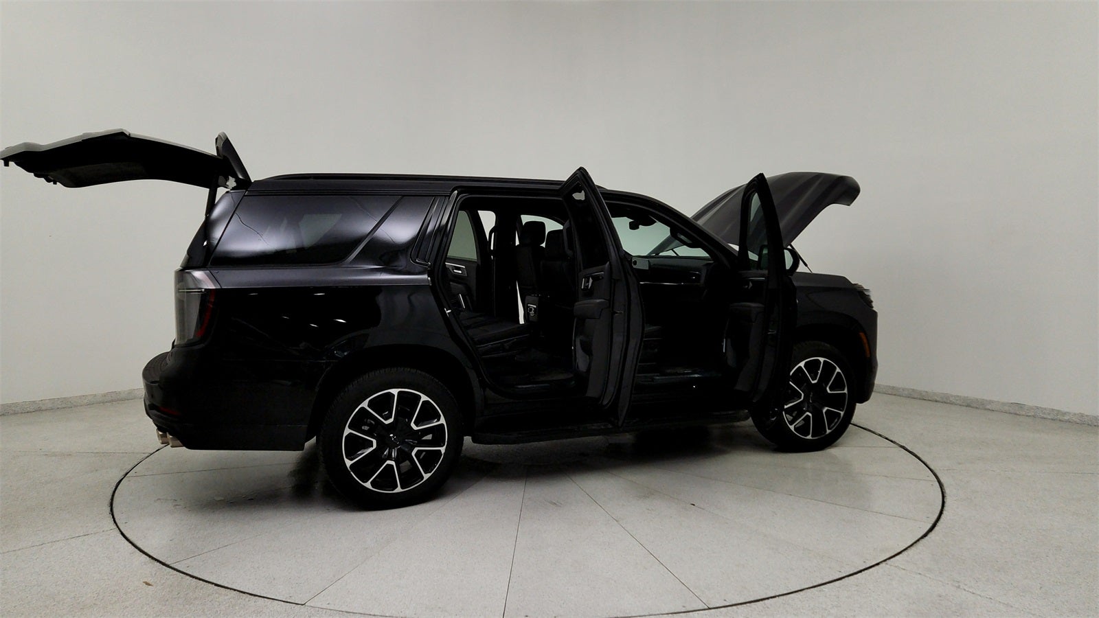 2025 Chevrolet Tahoe RST