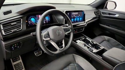 2025 Volkswagen Atlas Cross Sport 2.0T SEL Premium R-Line