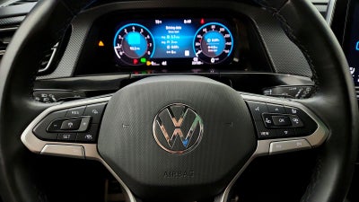 2025 Volkswagen Atlas Cross Sport 2.0T SEL Premium R-Line
