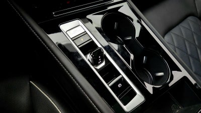 2025 Volkswagen Atlas Cross Sport 2.0T SEL Premium R-Line
