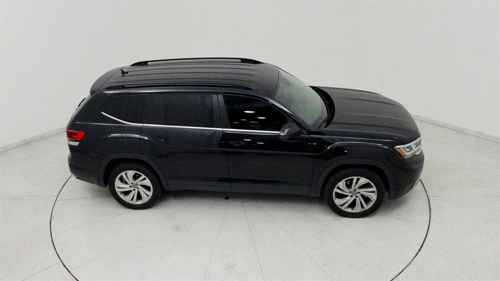 2023 Volkswagen Atlas 2.0T SE w/Technology