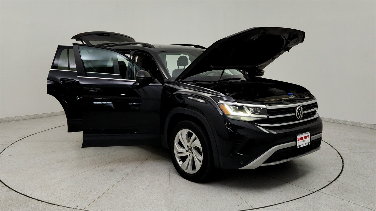 2021 Volkswagen Atlas 3.6L V6 SE w/Technology