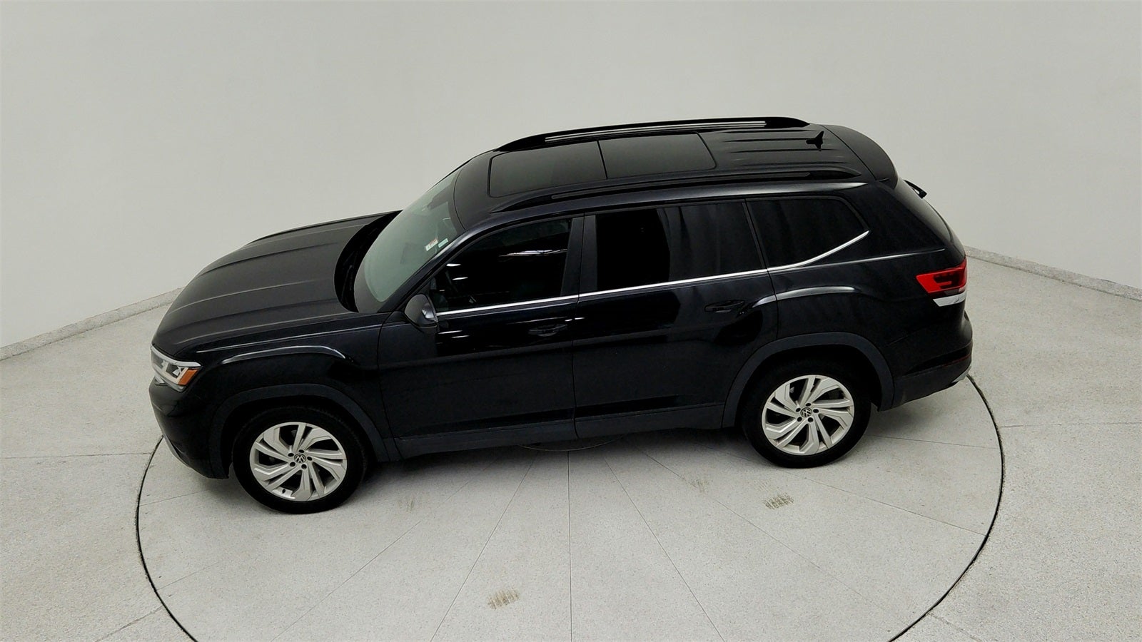 2021 Volkswagen Atlas 3.6L V6 SE w/Technology