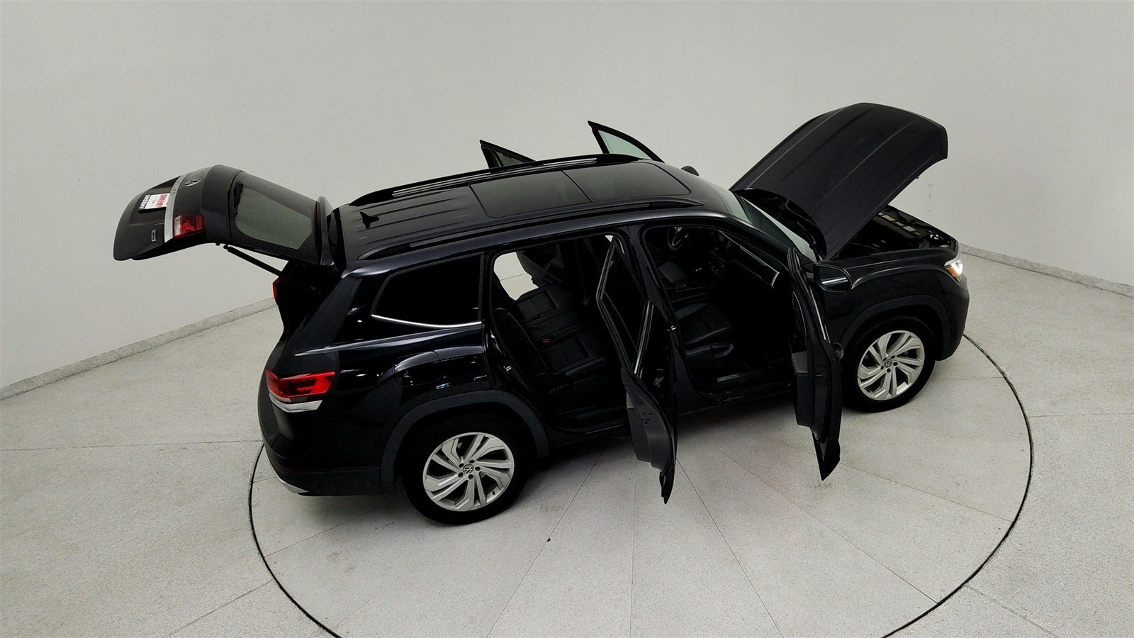 2021 Volkswagen Atlas 3.6L V6 SE w/Technology