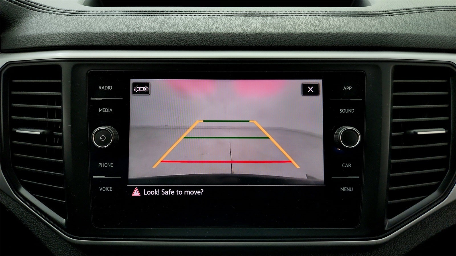 2021 Volkswagen Atlas 3.6L V6 SE w/Technology