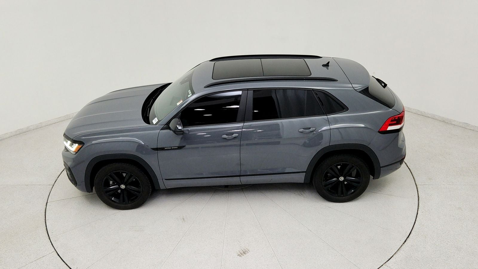 2023 Volkswagen Atlas Cross Sport 2.0T SEL R-Line Black